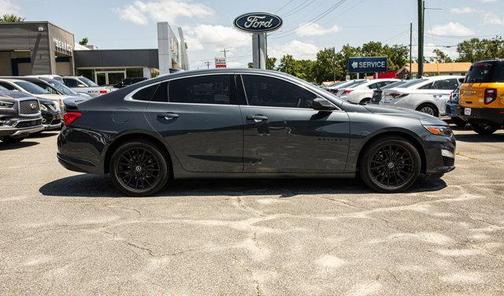 2021 Chevrolet Malibu FWD RS