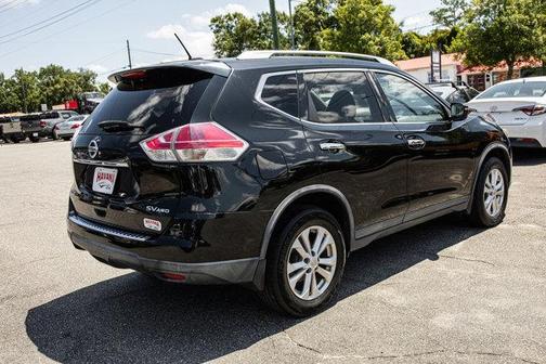 2016 Nissan Rogue SV