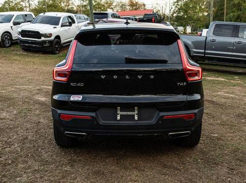 2019 Volvo XC40 T4 R-Design