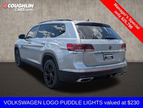 Silver Metallic 2023 Volkswagen Atlas 3.6L SE w/Technology