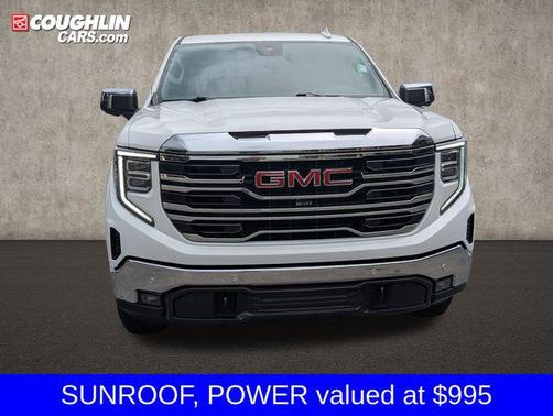Summit White 2025 GMC Sierra 1500 SLT