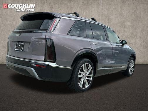 2026 Cadillac VISTIQ Luxury