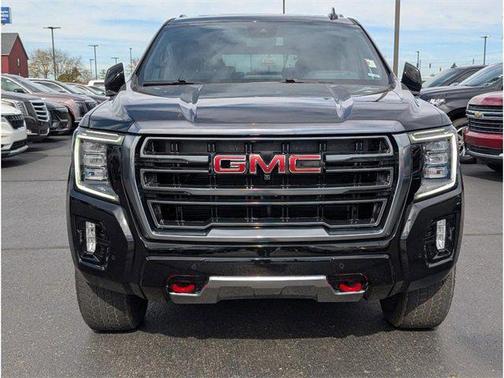 2024 GMC Yukon XL 4WD AT4