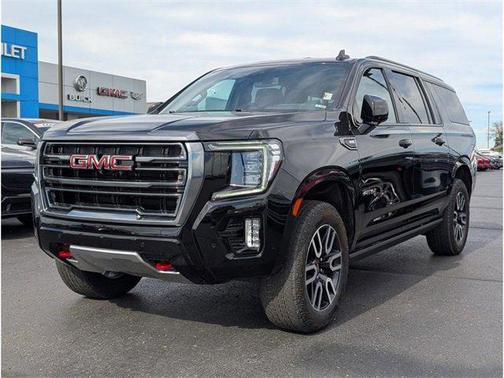 2024 GMC Yukon XL 4WD AT4