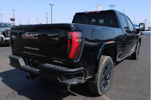 2025 GMC Sierra 2500 AT4
