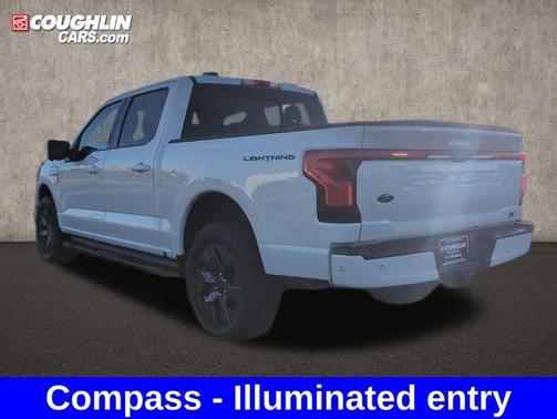 2023 Ford F-150 Lightning LARIAT