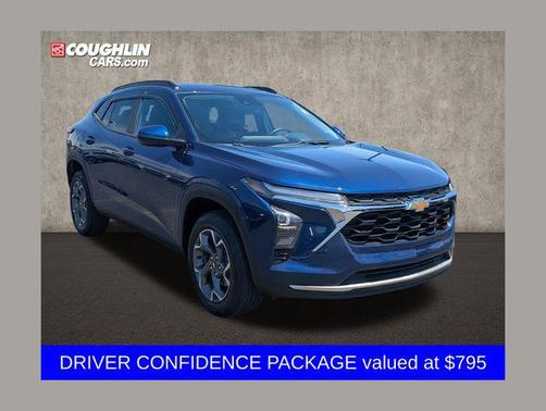 Blue Glow Metallic 2024 Chevrolet Trax LT
