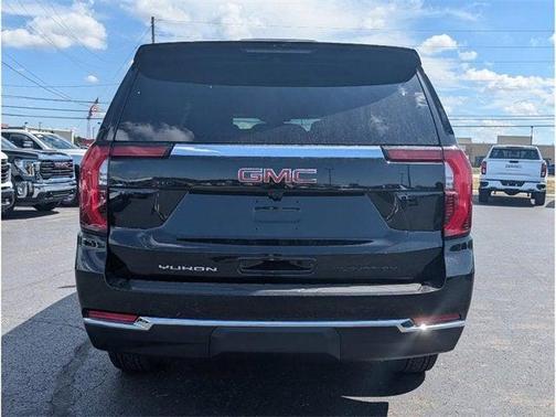 2025 GMC Yukon XL 4WD Elevation