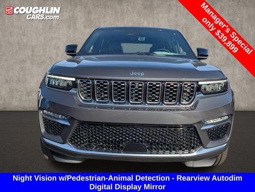 2022 Jeep Grand Cherokee Summit