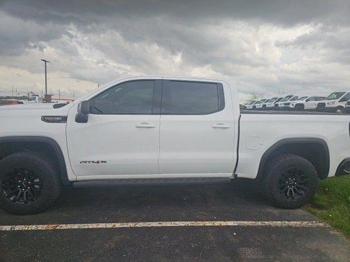 2023 GMC Sierra 1500 AT4X