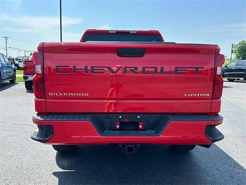 2025 Chevrolet Silverado 1500 Custom