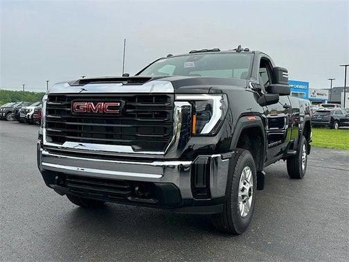 2025 GMC Sierra 2500 Base