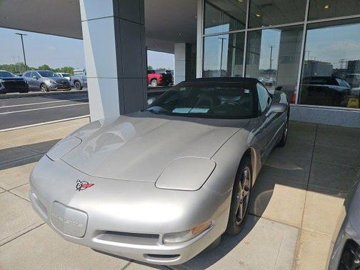 2004 Chevrolet Corvette Base