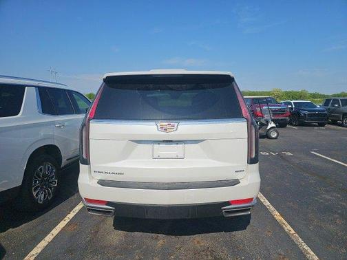 2024 Cadillac Escalade Premium Luxury