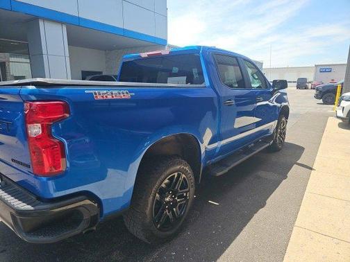 2023 Chevrolet Silverado 1500 Custom Trail Boss