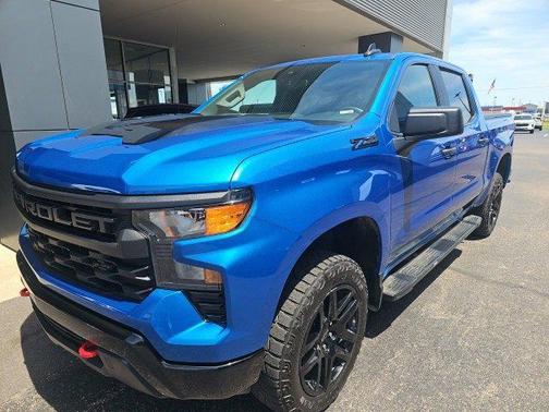 2023 Chevrolet Silverado 1500 Custom Trail Boss