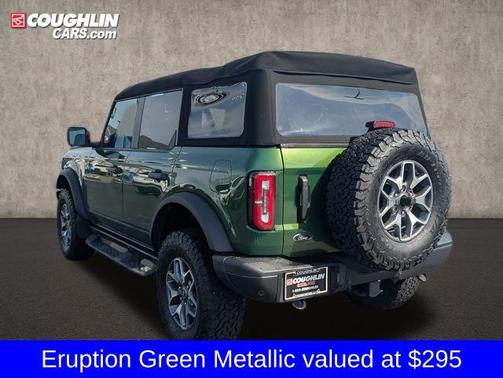 Eruption Green Metallic 2024 Ford Bronco Badlands