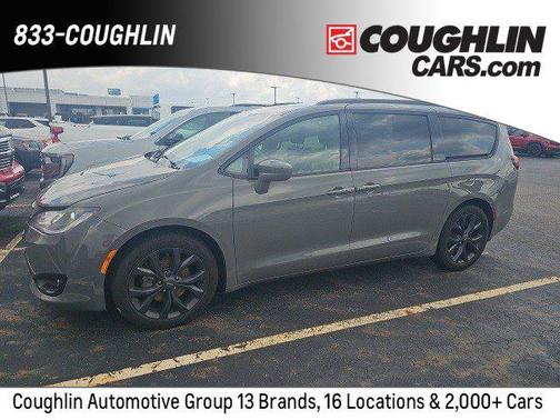 2020 Chrysler Pacifica Touring L
