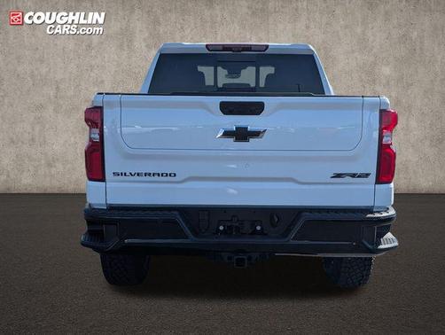 Summit White 2026 Chevrolet Silverado 1500 ZR2