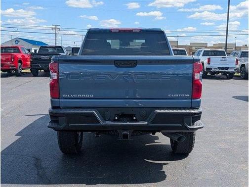 2026 Chevrolet Silverado 2500 Custom