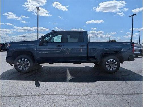 2026 Chevrolet Silverado 2500 Custom