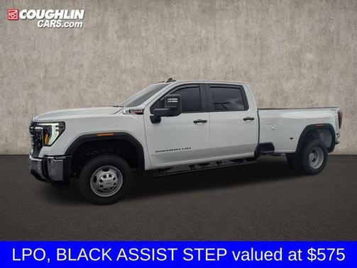 2025 GMC Sierra 3500 Base