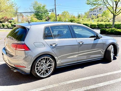 Indium Gray Metallic 2018 Volkswagen Golf R 2.0T DSG