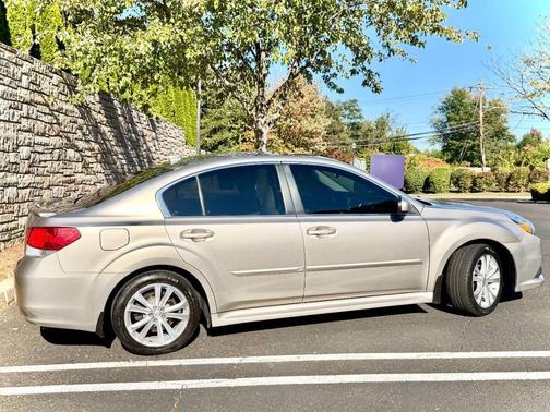 2014 Subaru Legacy Limited