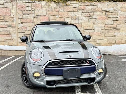 2016 MINI Hardtop Cooper S