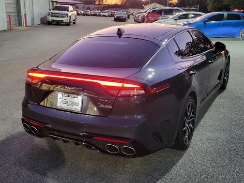 2022 Kia Stinger GT-Line