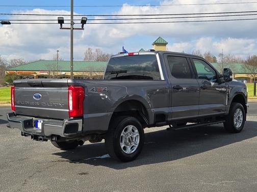 2025 Ford F-250 XLT