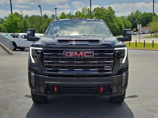 2024 GMC Sierra 2500 AT4
