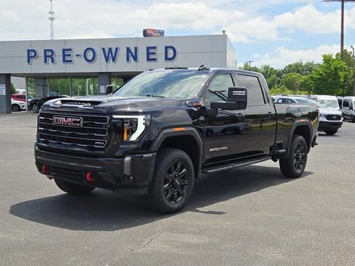 2024 GMC Sierra 2500 AT4