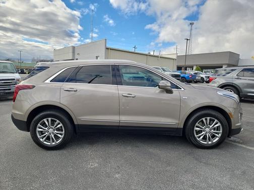 2022 Cadillac XT5 PREMIUM LUXURY