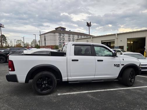 2020 RAM 1500 Classic SLT