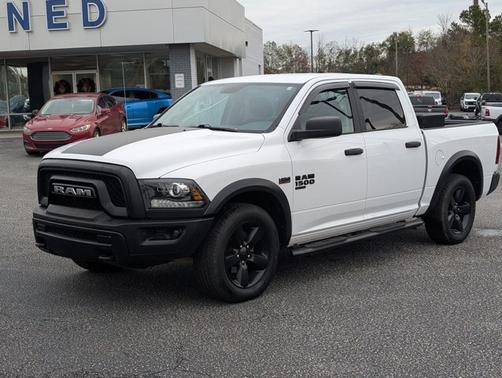 2020 RAM 1500 Classic SLT