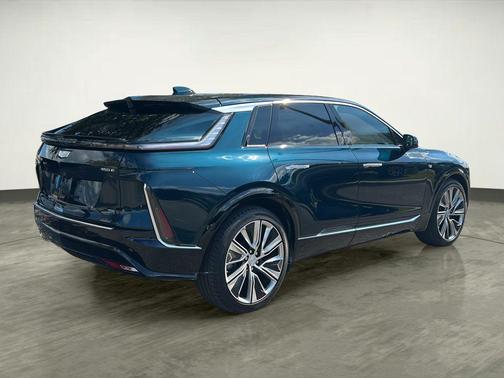 2024 Cadillac LYRIQ Luxury