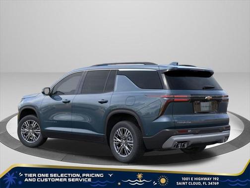 2025 Chevrolet Traverse LT