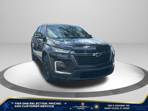 2022 Chevrolet Traverse LT Cloth
