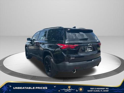 2022 Chevrolet Traverse LT Cloth
