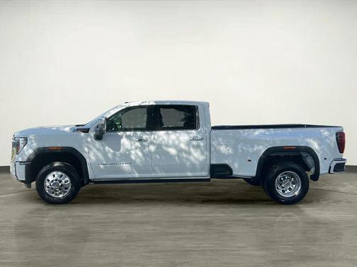 2026 GMC Sierra 3500 Denali