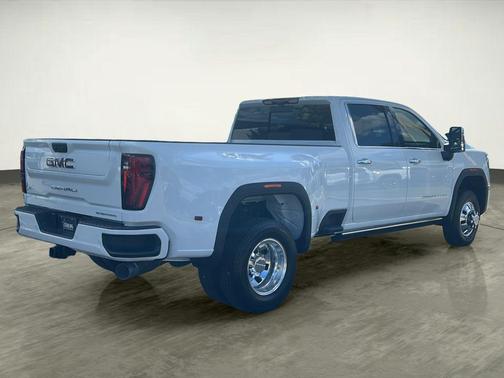 2026 GMC Sierra 3500 Denali