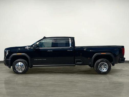 2026 GMC Sierra 3500 Denali