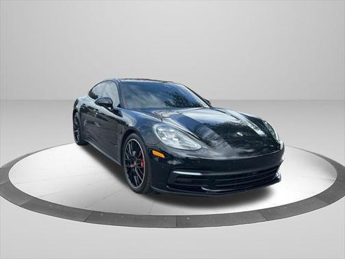 2018 Porsche Panamera 4S
