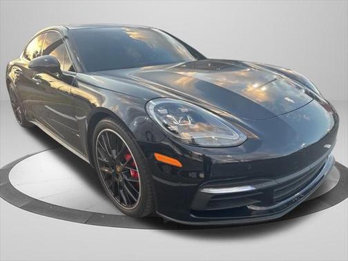 2018 Porsche Panamera 4S