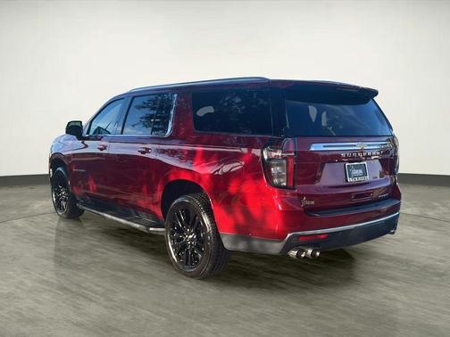 2024 Chevrolet Suburban Premier