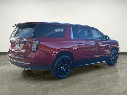 2024 Chevrolet Suburban Premier