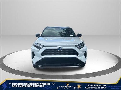 2024 Toyota RAV4 Hybrid SE