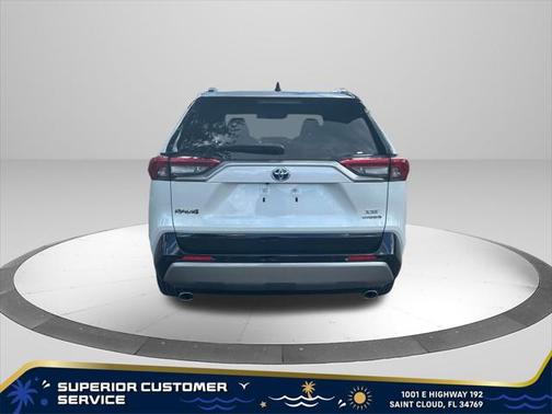 2024 Toyota RAV4 Hybrid SE