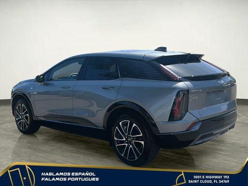 Argent Silver Metallic 2025 Cadillac OPTIQ Sport 2 AWD